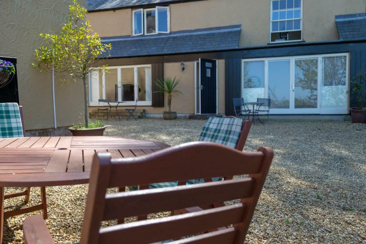 Bodafon Hall Cottages Llandudno Exterior photo